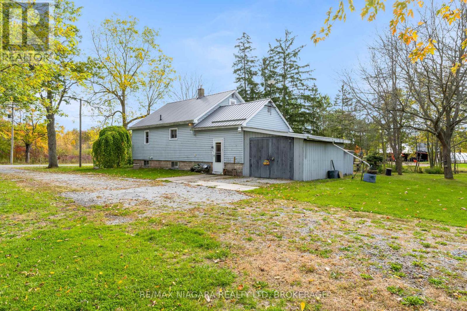 31 Matthews Road, Welland, Ontario  L3B 5N4 - Photo 6 - X12465539