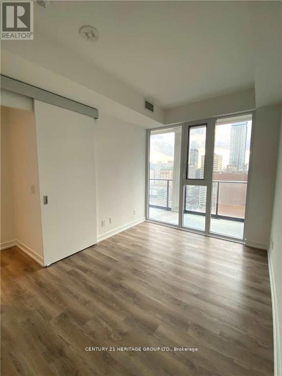 2210 - 20 Edward Street, Toronto, Ontario  M5G 0C5 - Photo 7 - C12465349