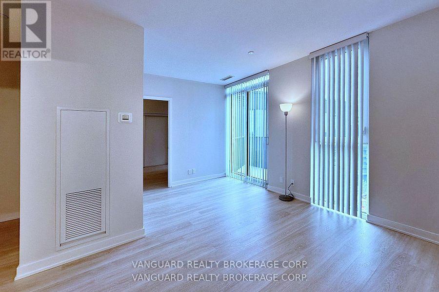 1005 - 30 Tretti Way, Toronto, Ontario  M3H 0E3 - Photo 11 - C12465376