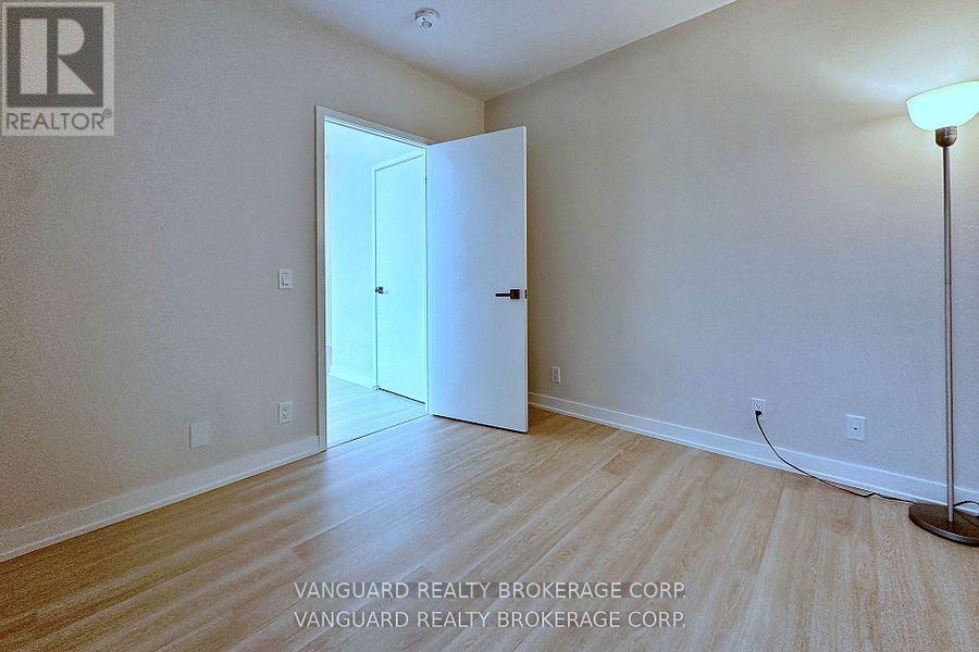 1005 - 30 Tretti Way, Toronto, Ontario  M3H 0E3 - Photo 17 - C12465376