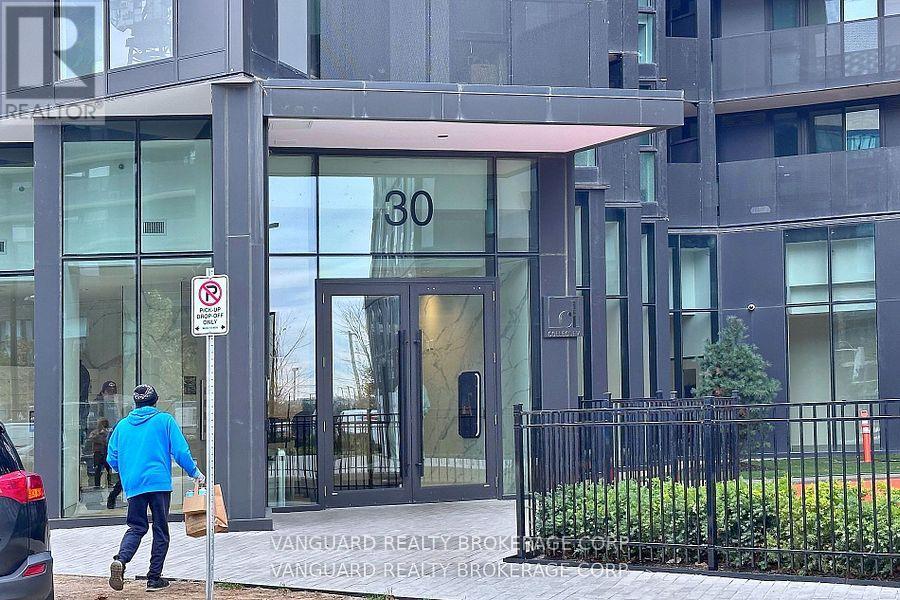 1005 - 30 Tretti Way, Toronto, Ontario  M3H 0E3 - Photo 3 - C12465376