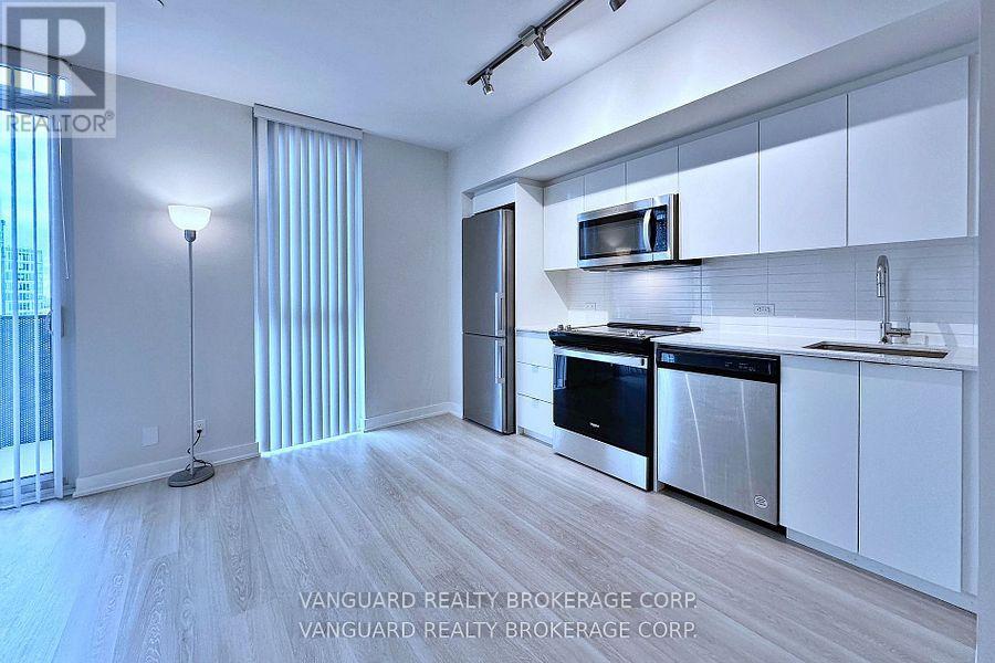 1005 - 30 Tretti Way, Toronto, Ontario  M3H 0E3 - Photo 6 - C12465376