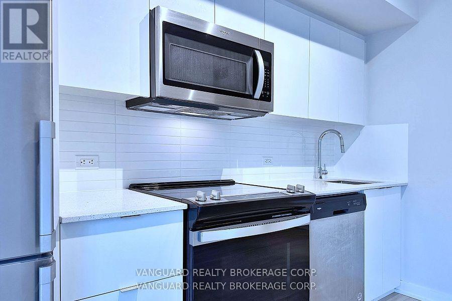 1005 - 30 Tretti Way, Toronto, Ontario  M3H 0E3 - Photo 9 - C12465376