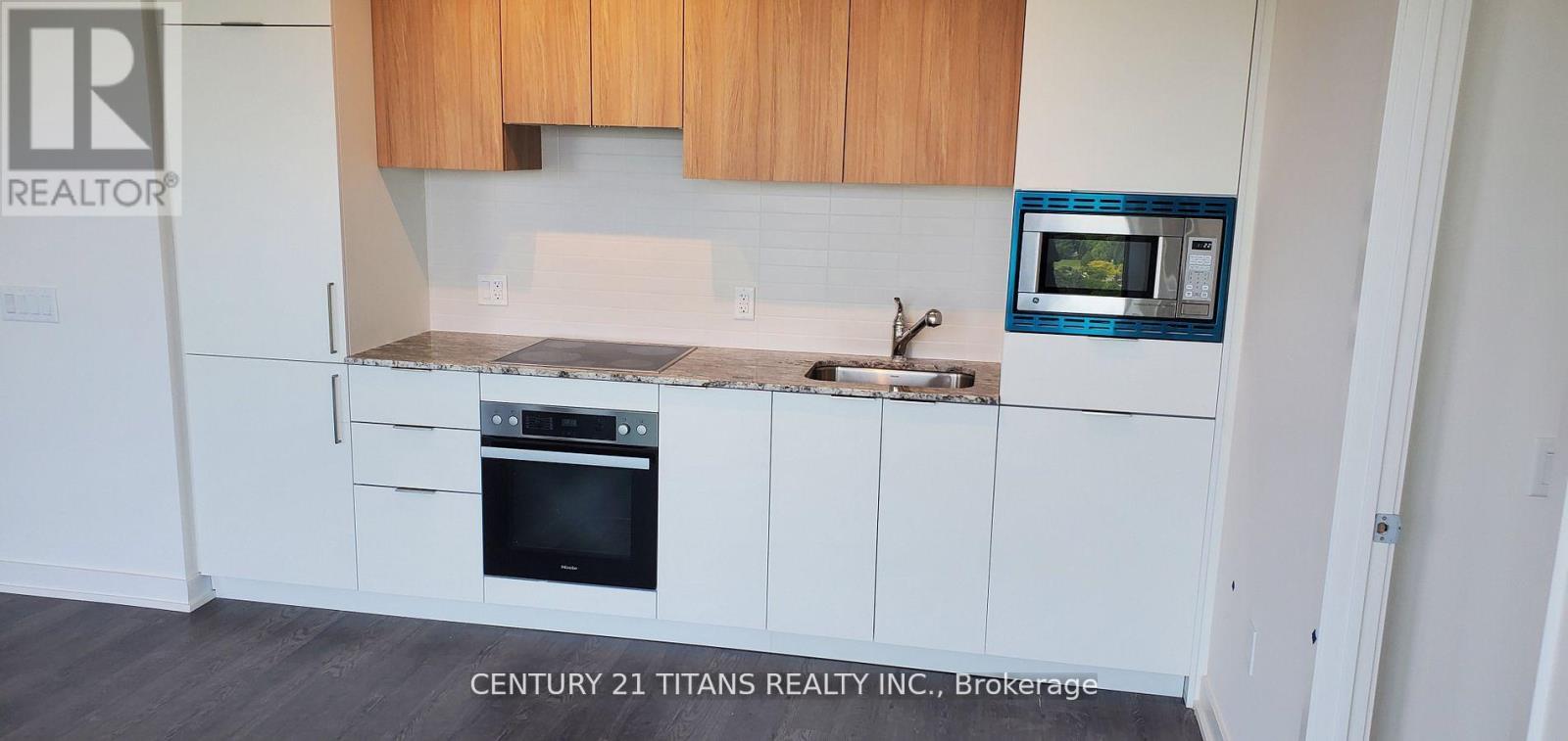 1116 - 20 O'neill Road, Toronto, Ontario  M3C 0R1 - Photo 3 - C12465436