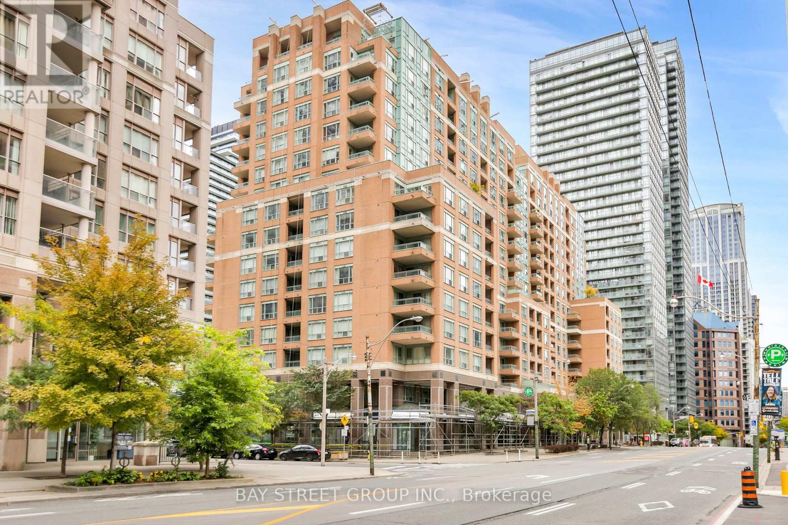 1503 - 889 BAY STREET, Toronto, Ontario