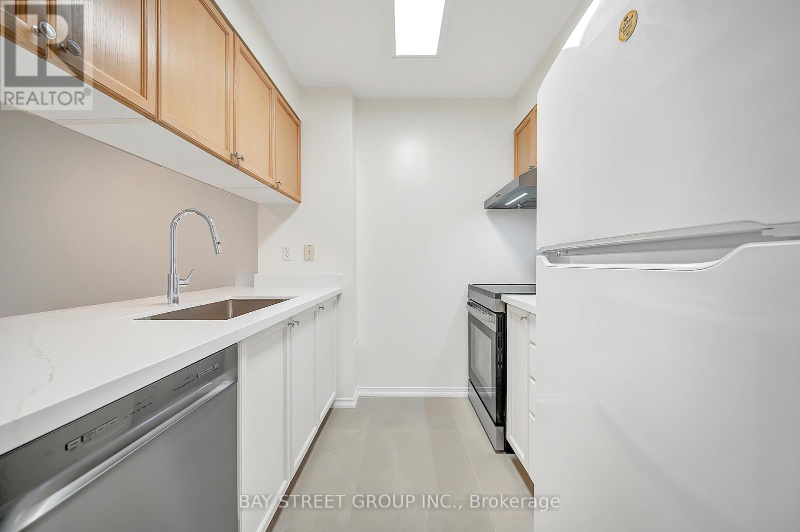 1503 - 889 Bay Street, Toronto, Ontario  M5S 3K5 - Photo 13 - C12465478