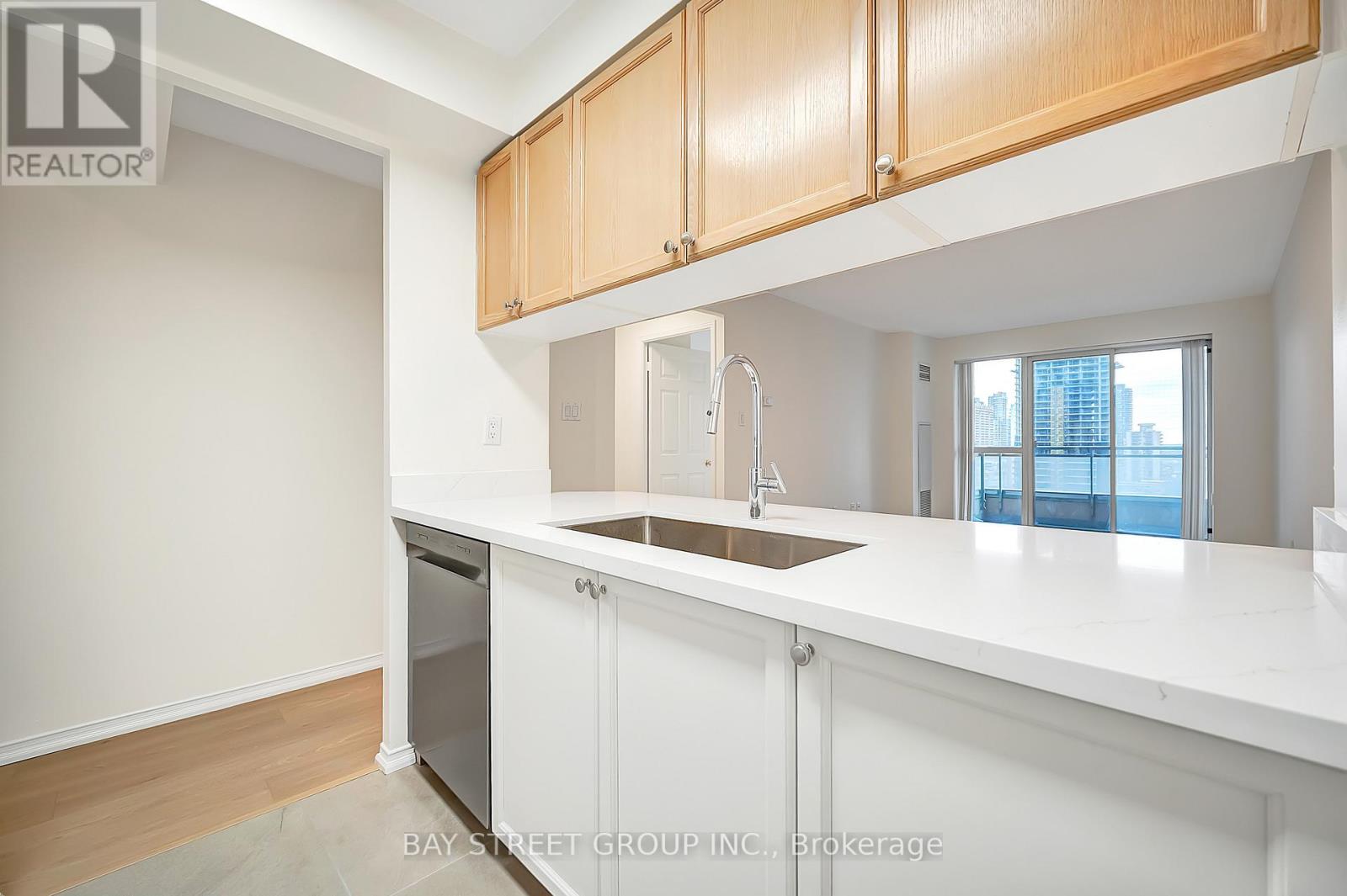 1503 - 889 Bay Street, Toronto, Ontario  M5S 3K5 - Photo 15 - C12465478