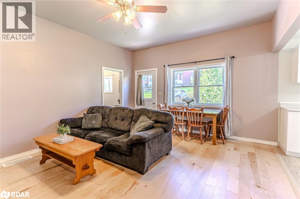 135 Sixth Street, Midland, Ontario  L4R 3X5 - Photo 2 - 40779666