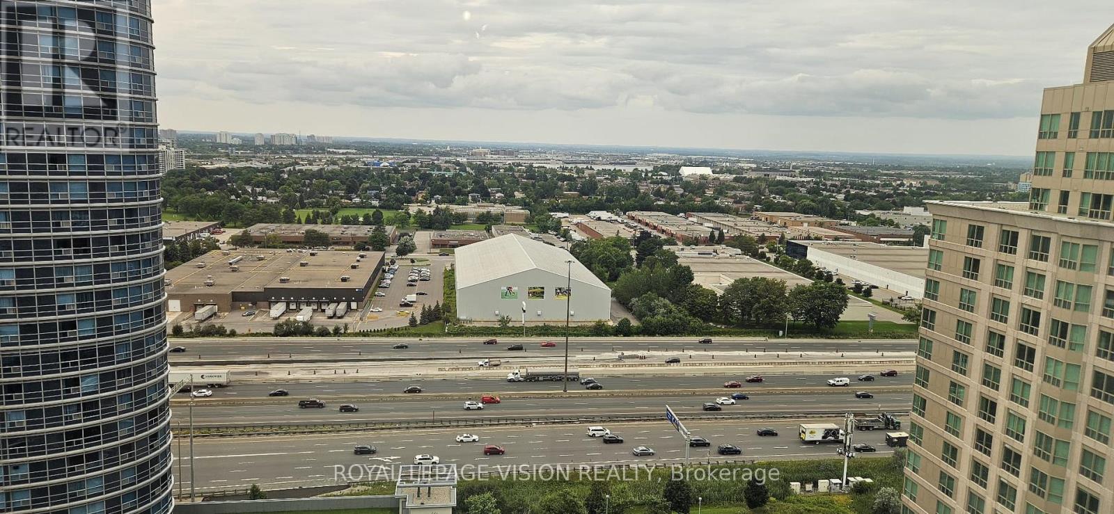 Ph 301 - 1 Lee Centre Drive, Toronto, Ontario  M1H 3J2 - Photo 13 - E12465297