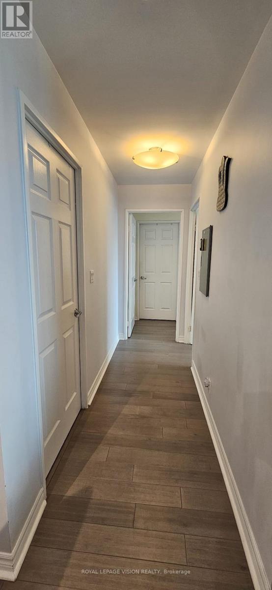 Ph 301 - 1 Lee Centre Drive, Toronto, Ontario  M1H 3J2 - Photo 6 - E12465297