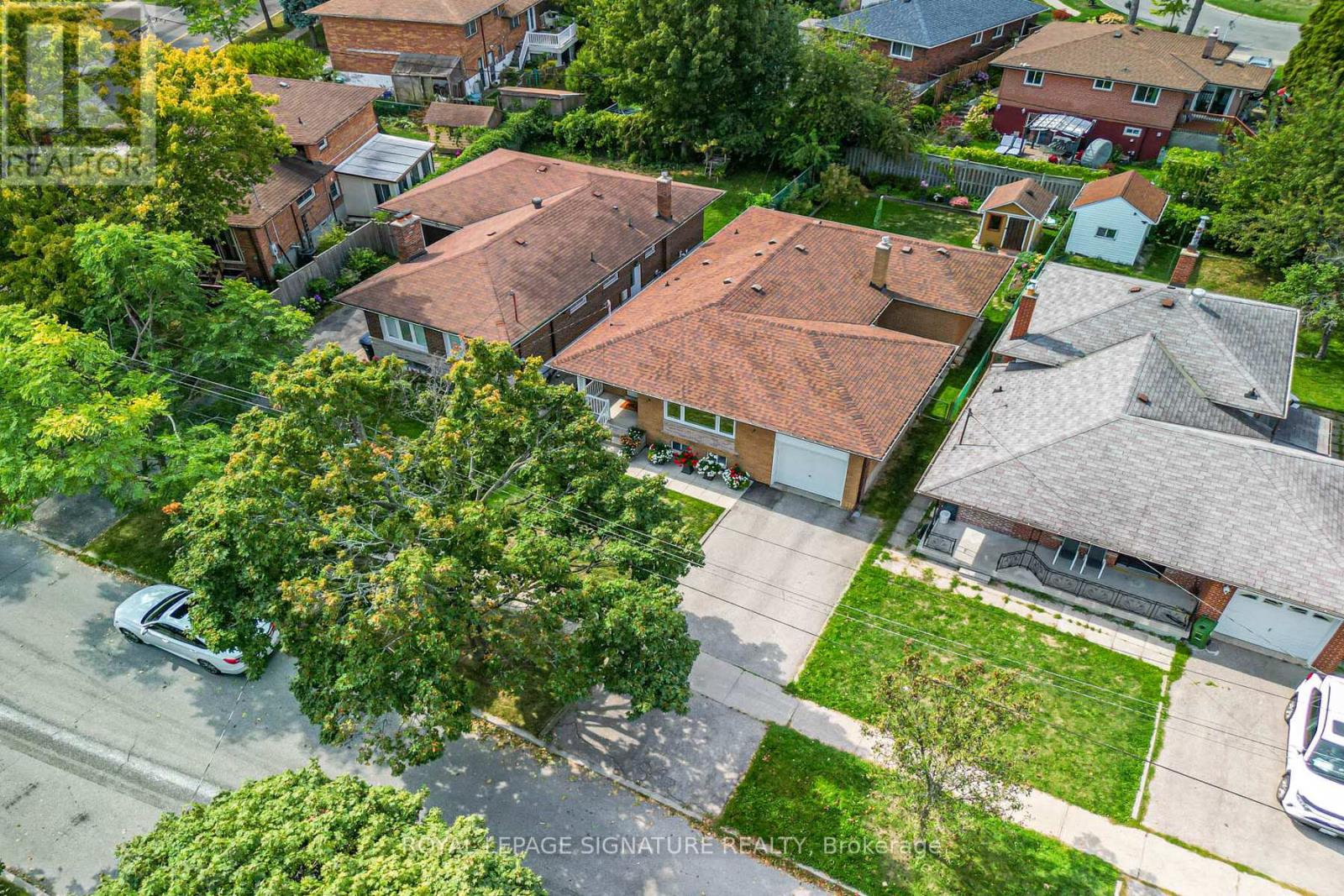28 Sedgemount Drive, Toronto, Ontario  M1H 1X3 - Photo 40 - E12465369