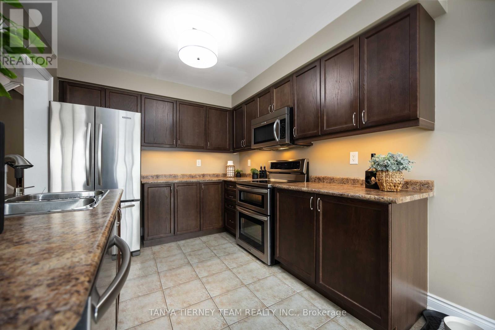 152 Shrewsbury Drive, Whitby, Ontario  L1M 0E3 - Photo 28 - E12465397
