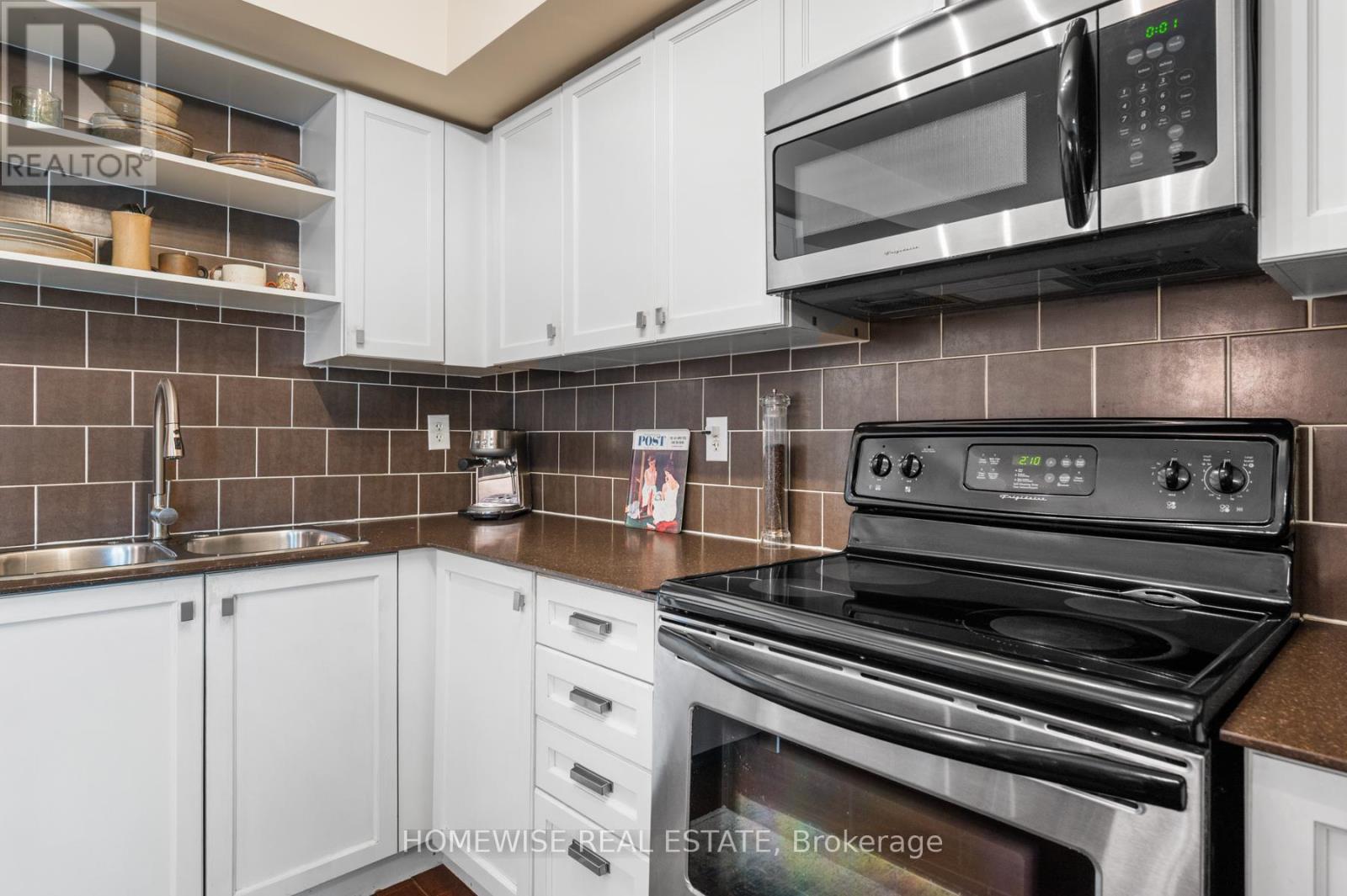 63 Carroll Street, Toronto, Ontario  M4M 3G2 - Photo 8 - E12465453