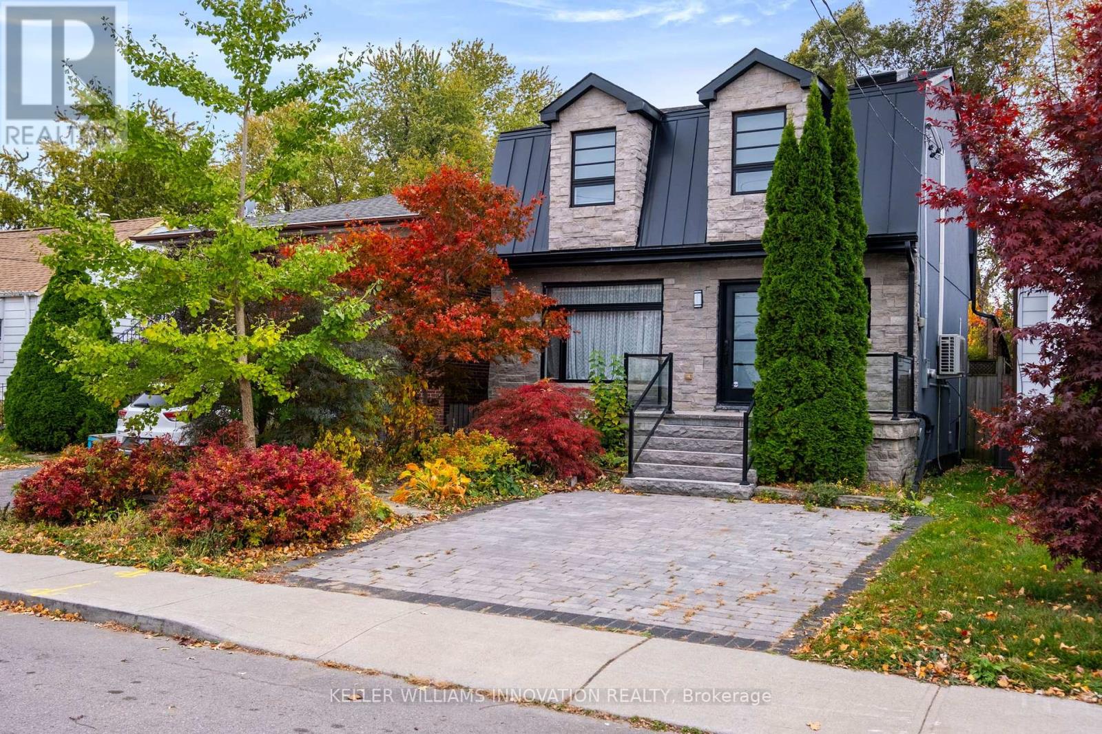 76 PHILLIP AVENUE, Toronto, Ontario