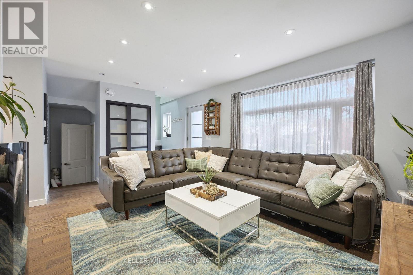 76 Phillip Avenue, Toronto (Birchcliffe-Cliffside), Ontario  M1N 3R2 - Photo 16 - E12465469