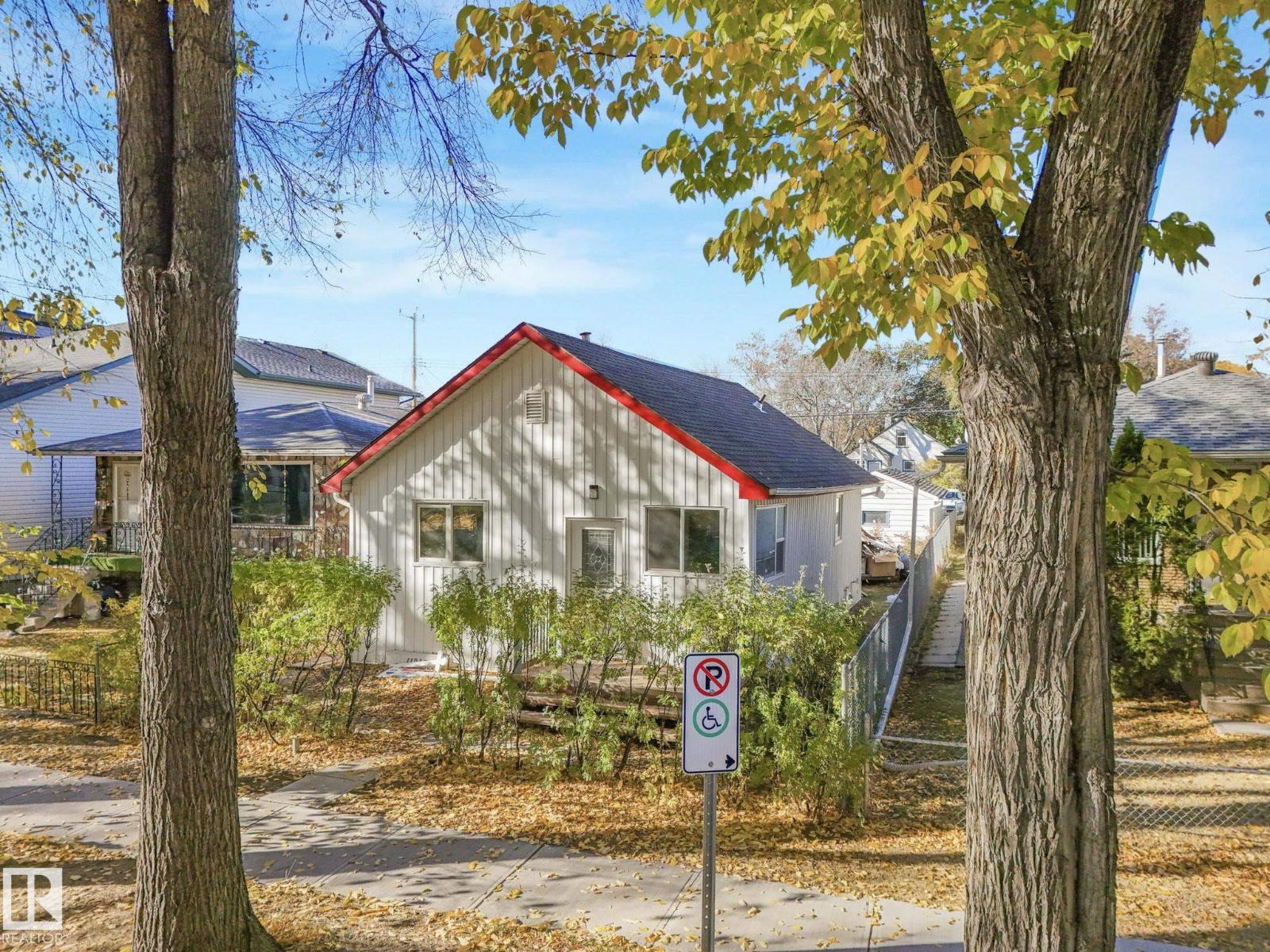 11932 91 St Nw, Edmonton, Alberta  T5B 4R6 - Photo 4 - E4462284