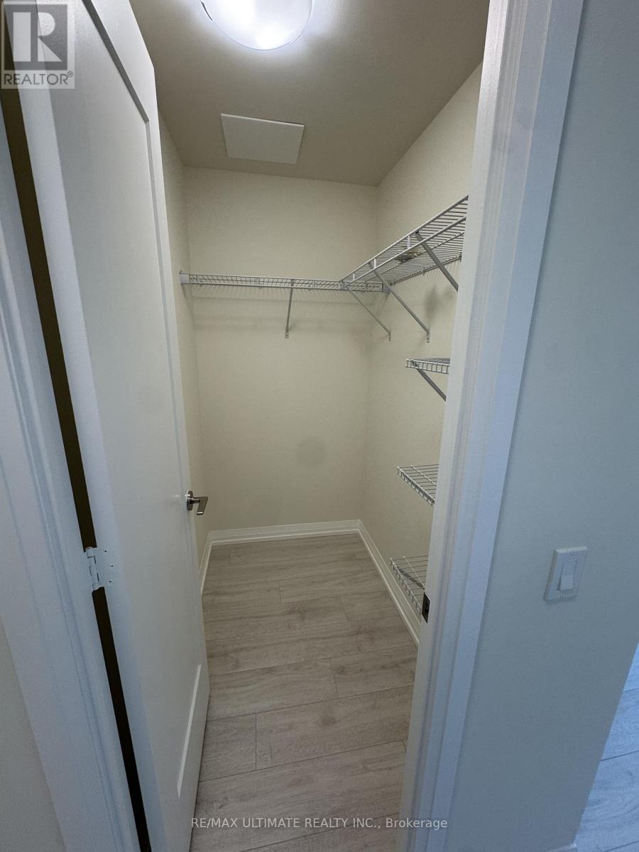 216 - 27 Korda Gate, Vaughan, Ontario  L4K 2M9 - Photo 16 - N12465266
