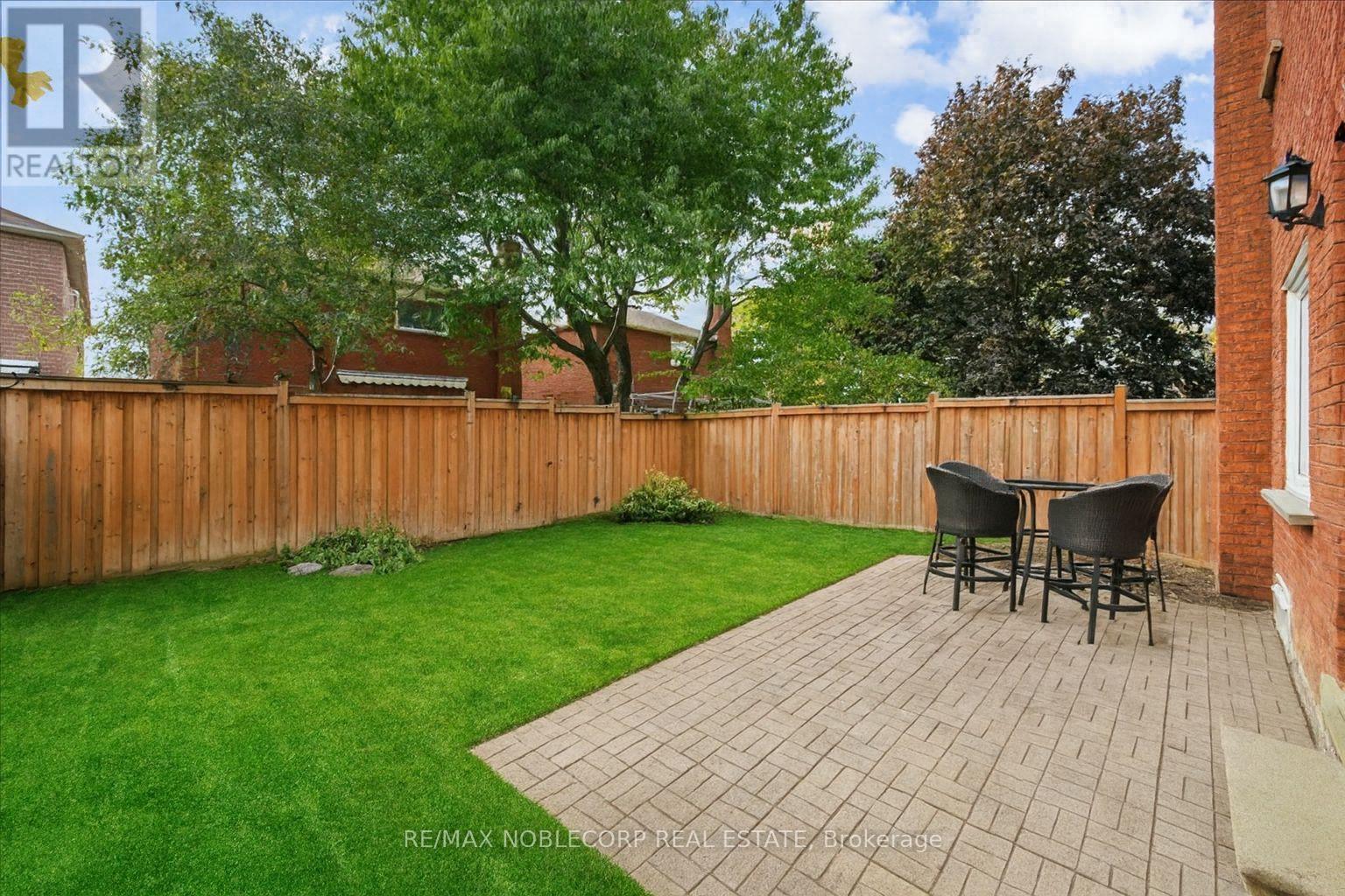 31 Mountfield Crescent, Vaughan, Ontario  L4J 7E9 - Photo 31 - N12465274
