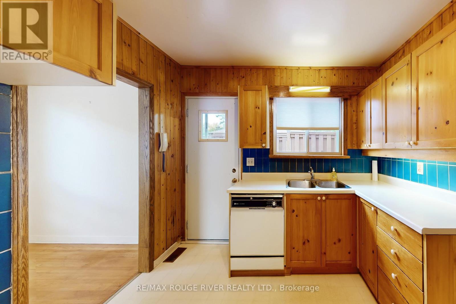 68 Aurora Heights Drive, Aurora (Aurora Heights), Ontario  L4G 2W8 - Photo 21 - N12465289
