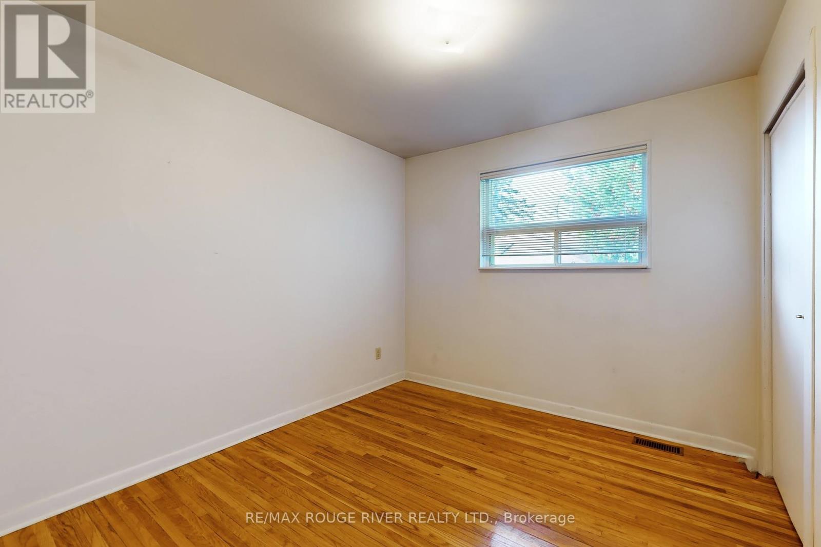 68 Aurora Heights Drive, Aurora (Aurora Heights), Ontario  L4G 2W8 - Photo 26 - N12465289