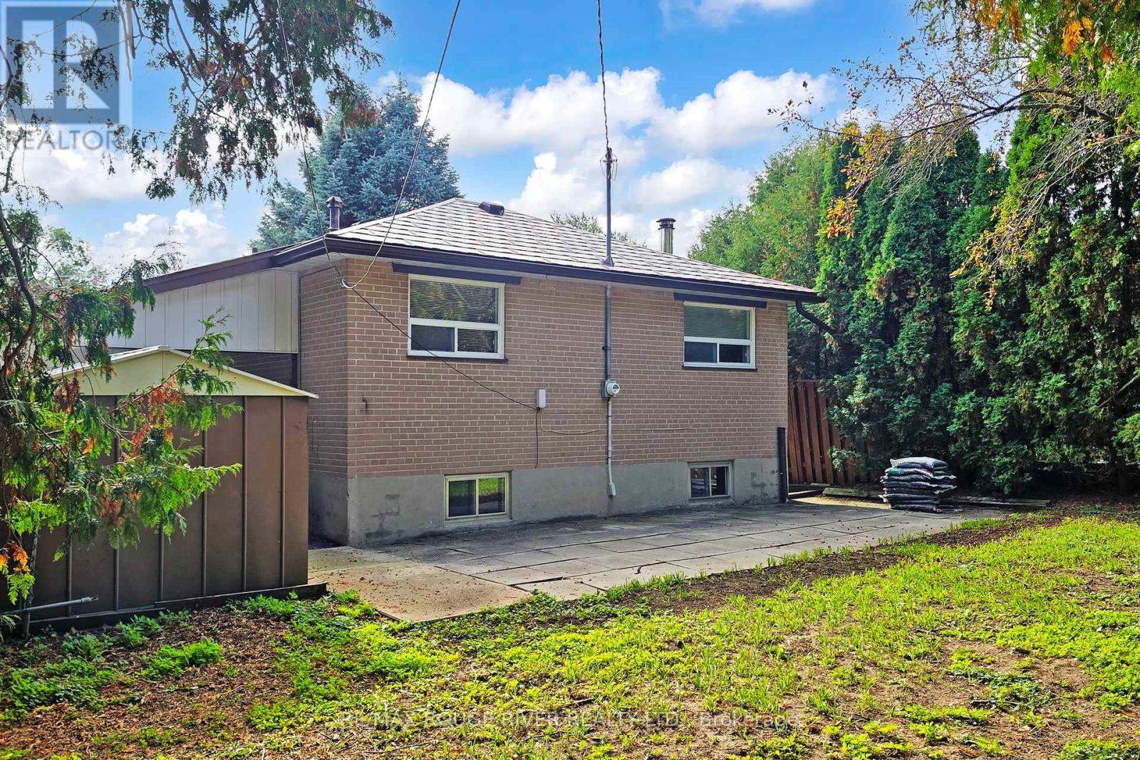 68 Aurora Heights Drive, Aurora (Aurora Heights), Ontario  L4G 2W8 - Photo 45 - N12465289