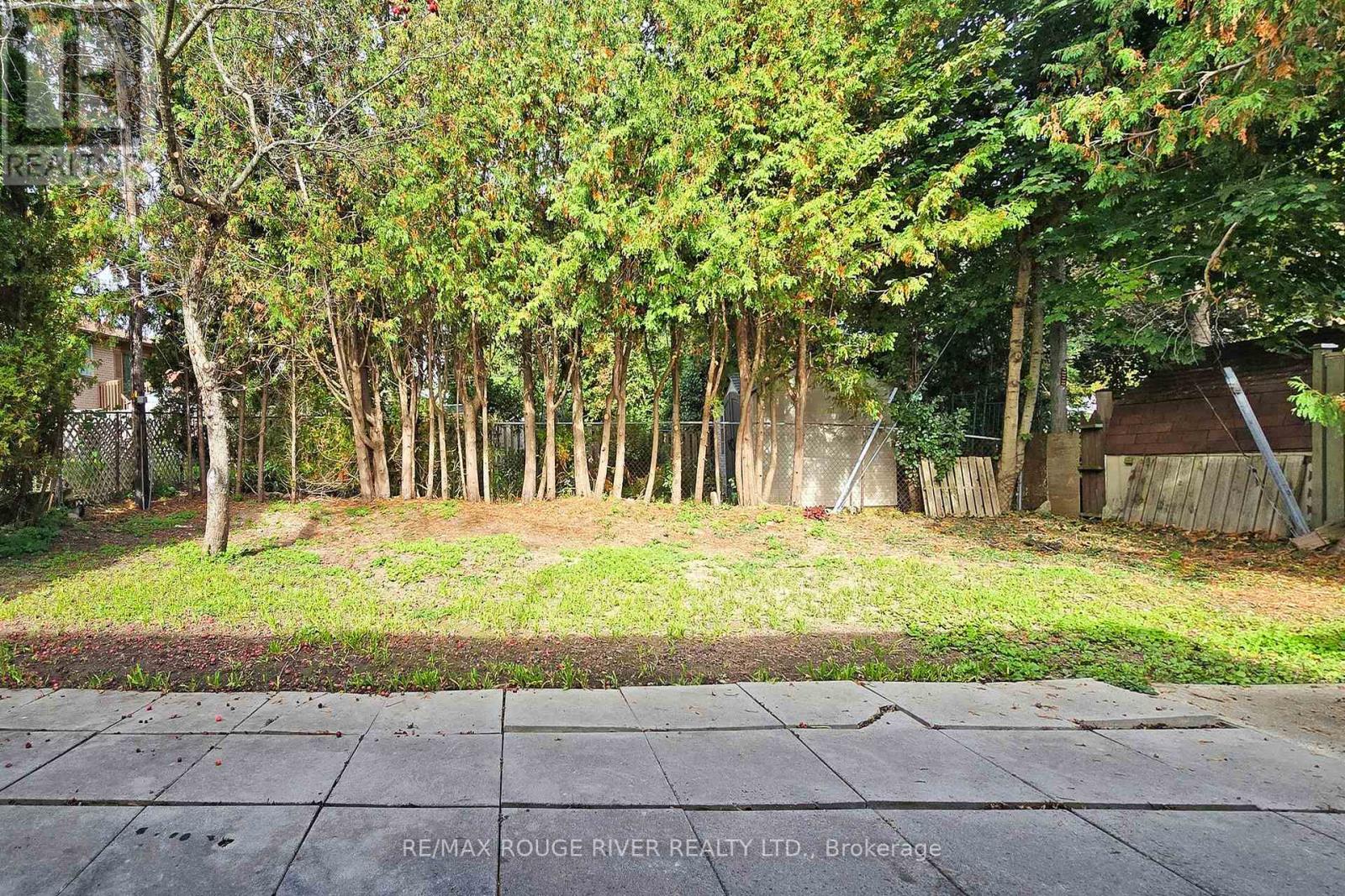68 Aurora Heights Drive, Aurora (Aurora Heights), Ontario  L4G 2W8 - Photo 47 - N12465289