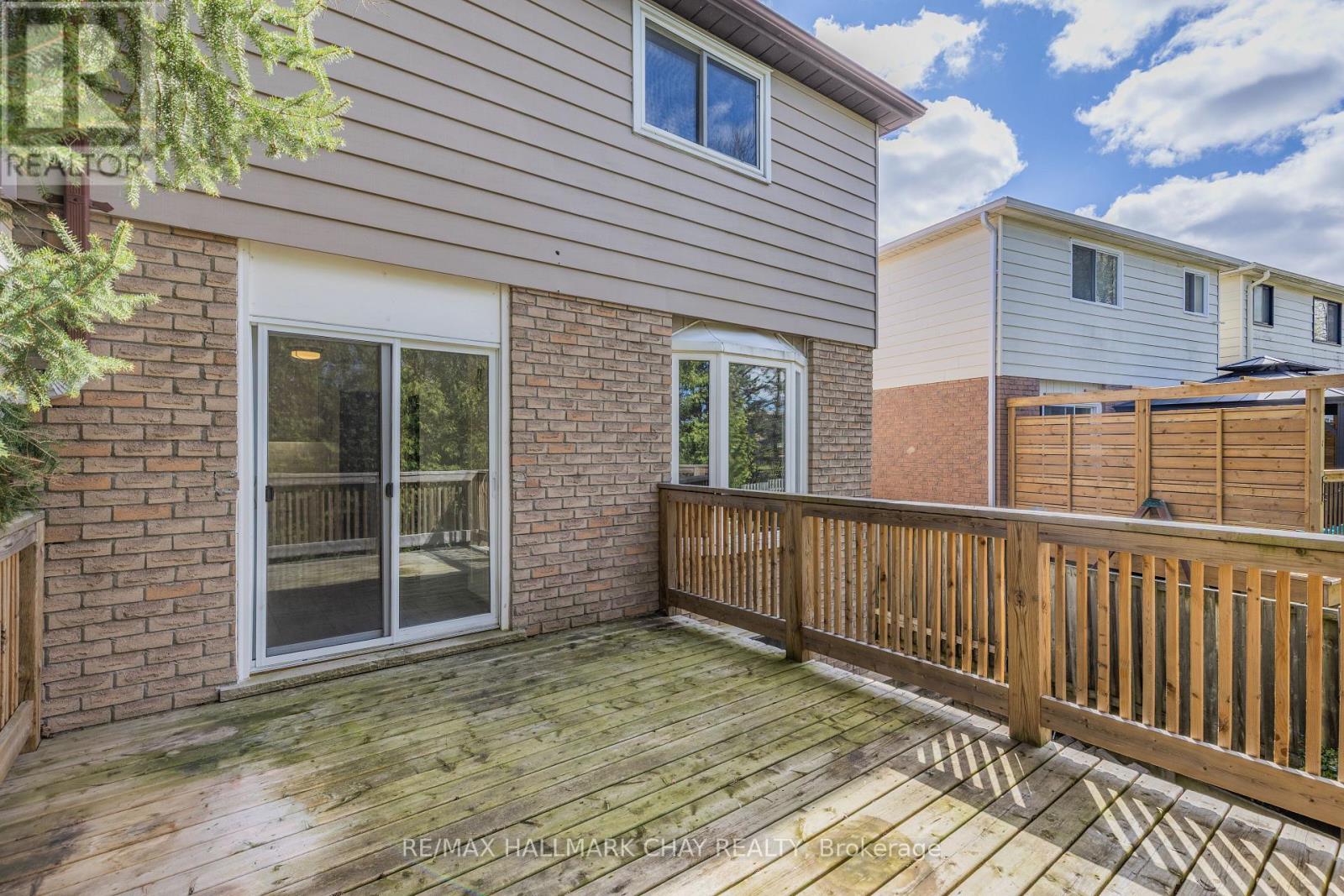 492 Britannia Avenue, Bradford West Gwillimbury, Ontario  L3Z 1A7 - Photo 22 - N12465292