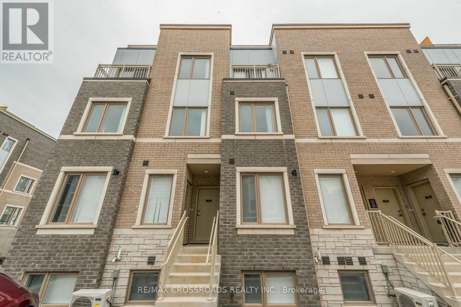 292 - 140 HONEYCRISP CRESCENT, Vaughan, Ontario