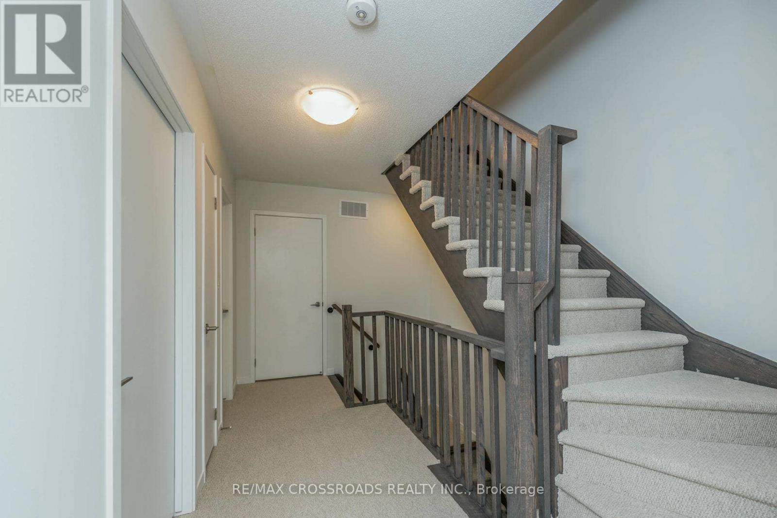 292 - 140 Honeycrisp Crescent, Vaughan, Ontario  L4K 0N7 - Photo 17 - N12465310