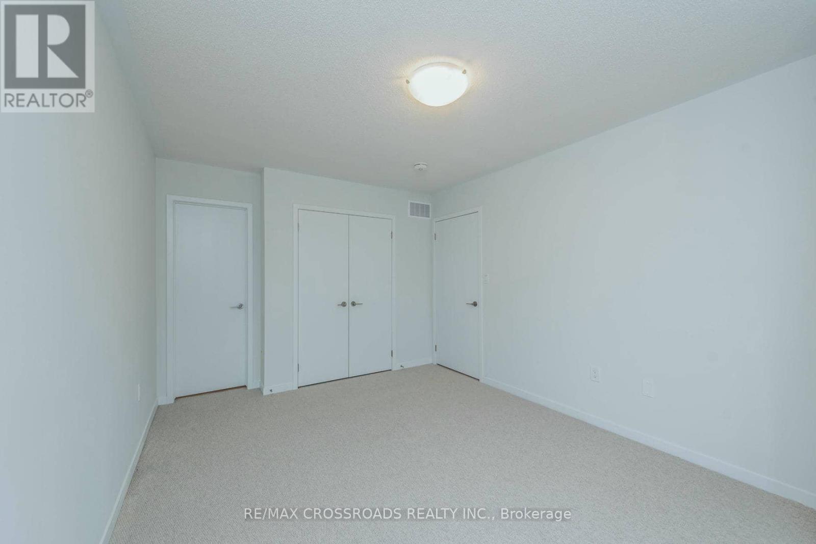 292 - 140 Honeycrisp Crescent, Vaughan, Ontario  L4K 0N7 - Photo 24 - N12465310