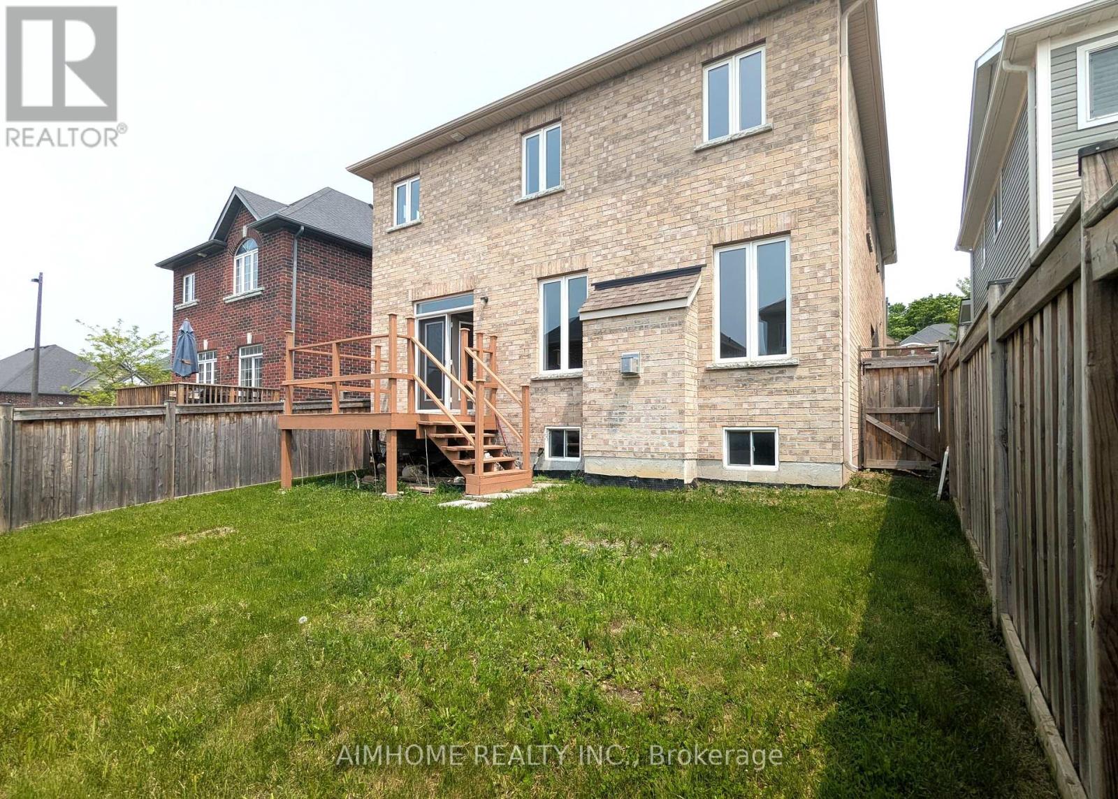 29 Bamburg Street N, Georgina, Ontario  L0E 1R0 - Photo 36 - N12465314