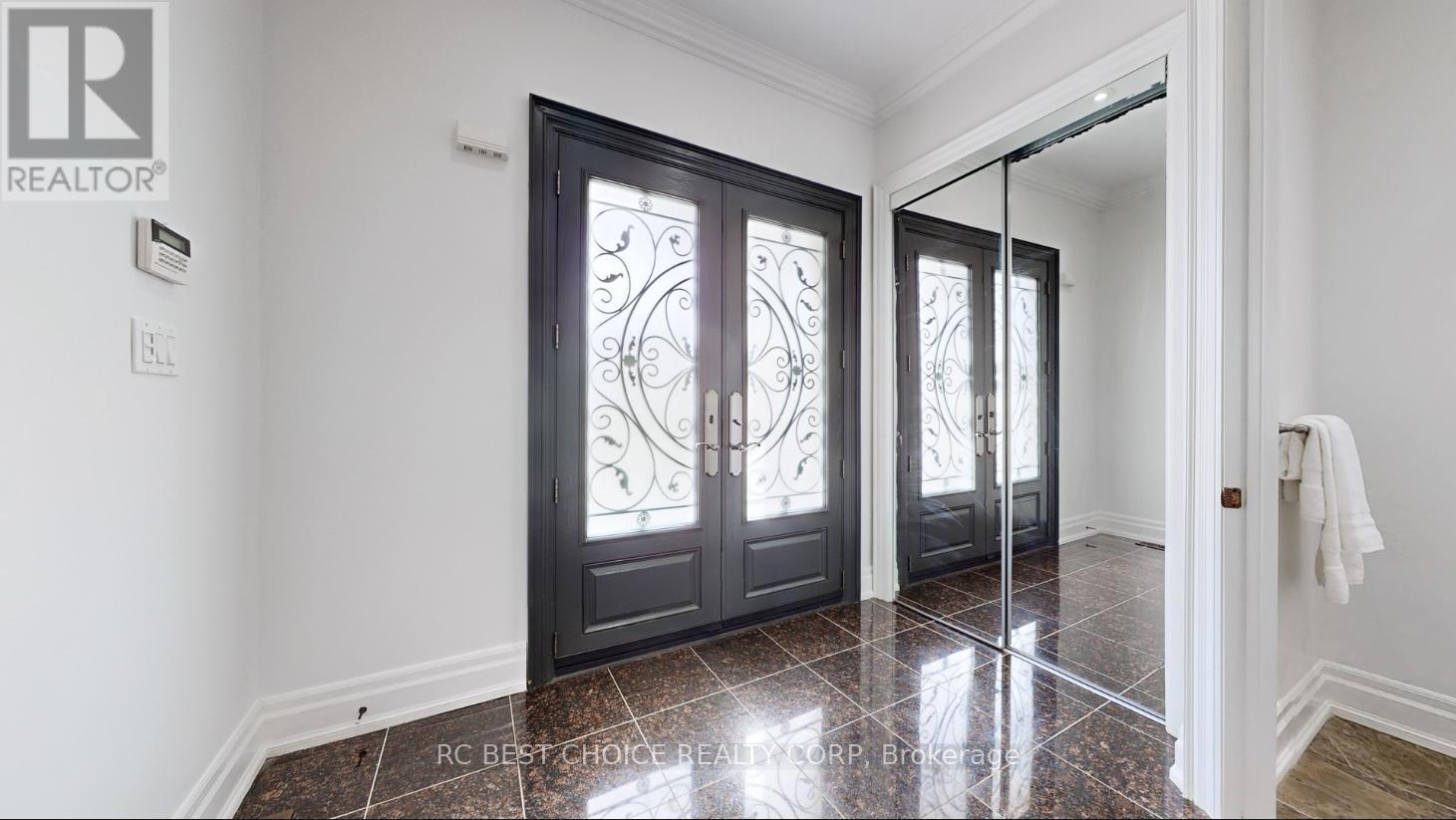 12 George Martin Drive, Markham (Village Green-South Unionville), Ontario  L3R 8V1 - Photo 19 - N12465362