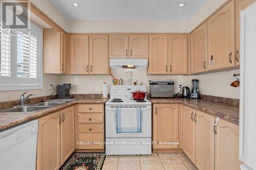 503 Simcoe Road, Bradford West Gwillimbury, Ontario  L3Z 3C4 - Photo 9 - N12465378