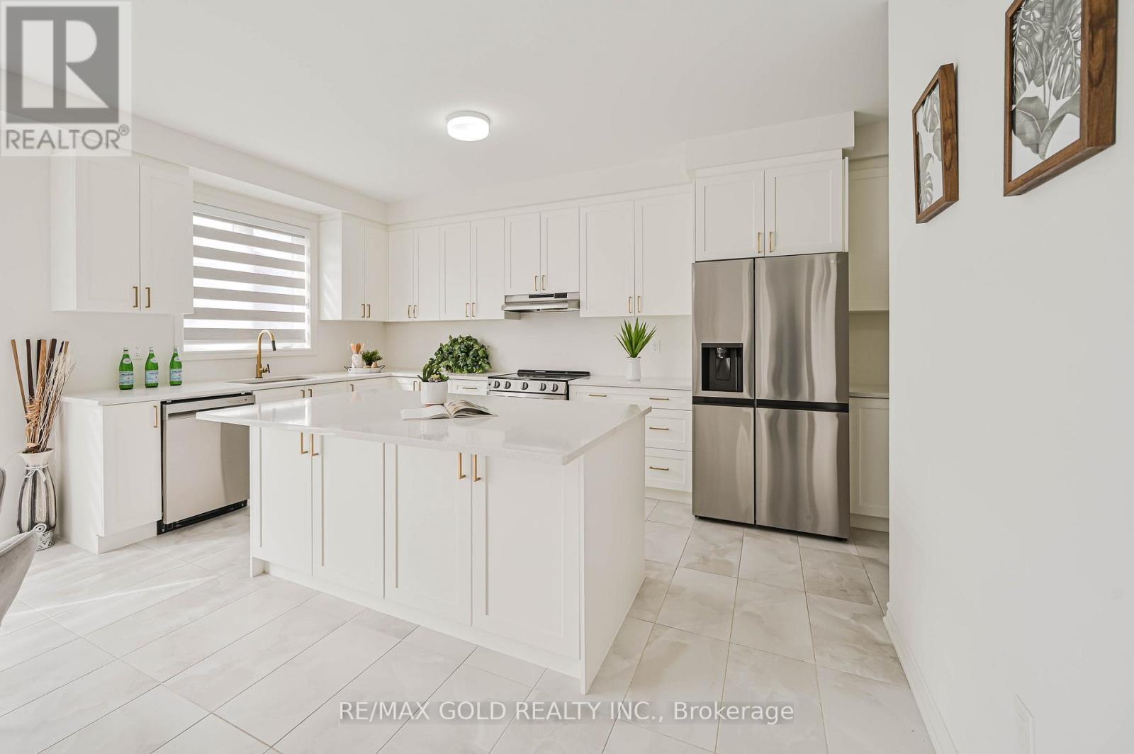15 Sandhill Crescent, Adjala-Tosorontio, Ontario  L0G 1W0 - Photo 27 - N12465391
