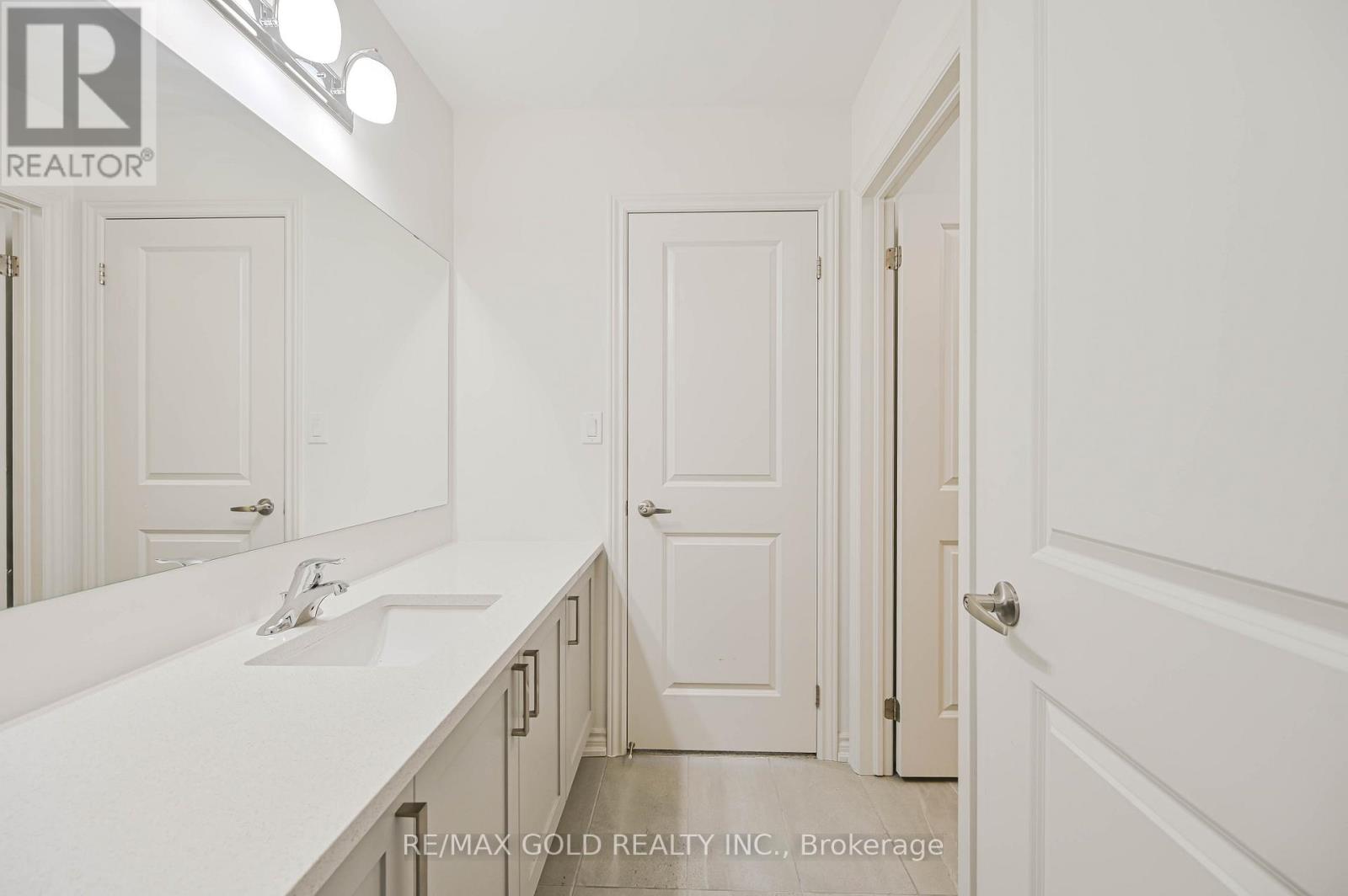 15 Sandhill Crescent, Adjala-Tosorontio, Ontario  L0G 1W0 - Photo 45 - N12465391