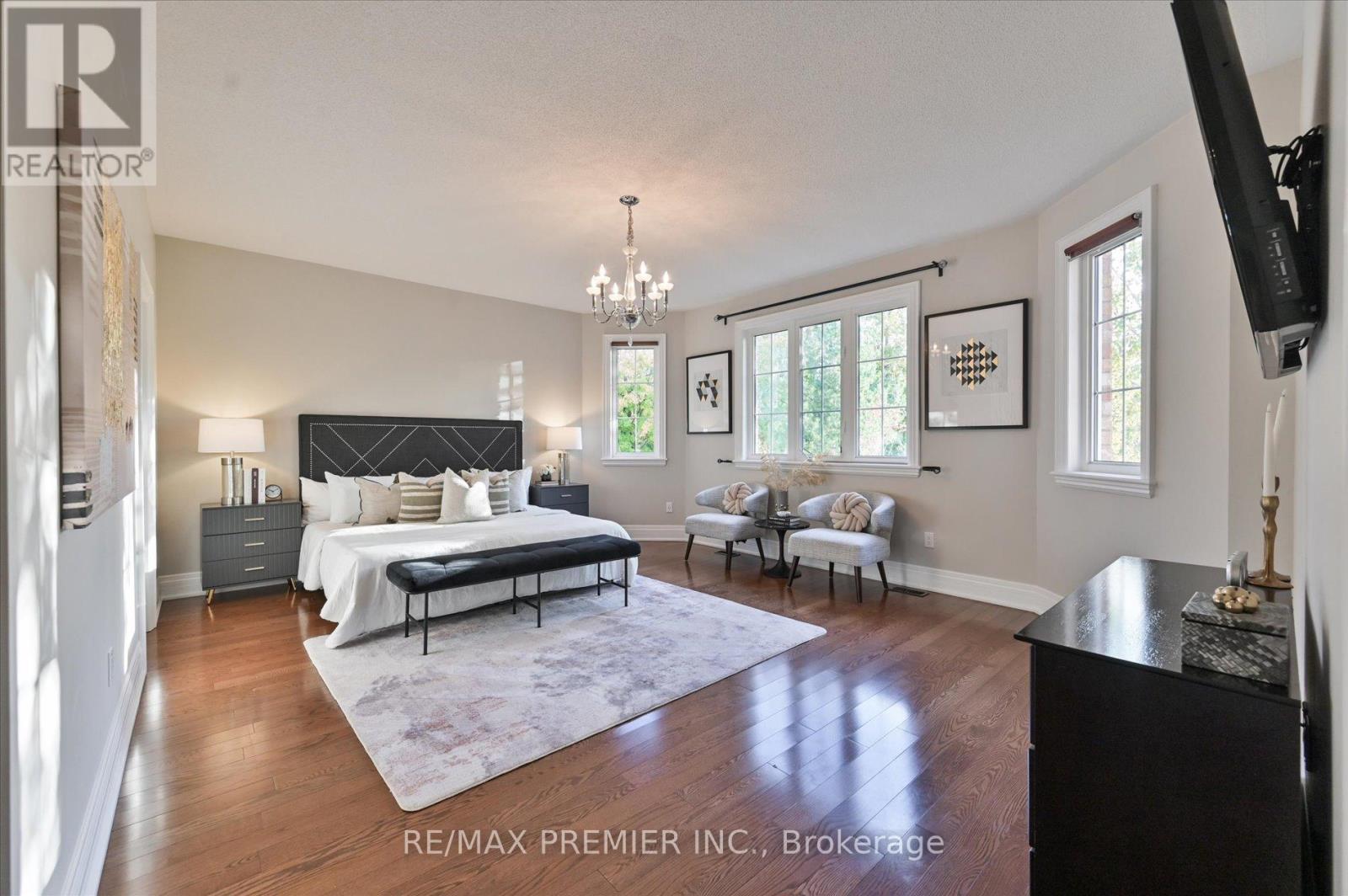 64 Heintzman Crescent, Vaughan (Patterson), Ontario  L6A 4T1 - Photo 28 - N12465458