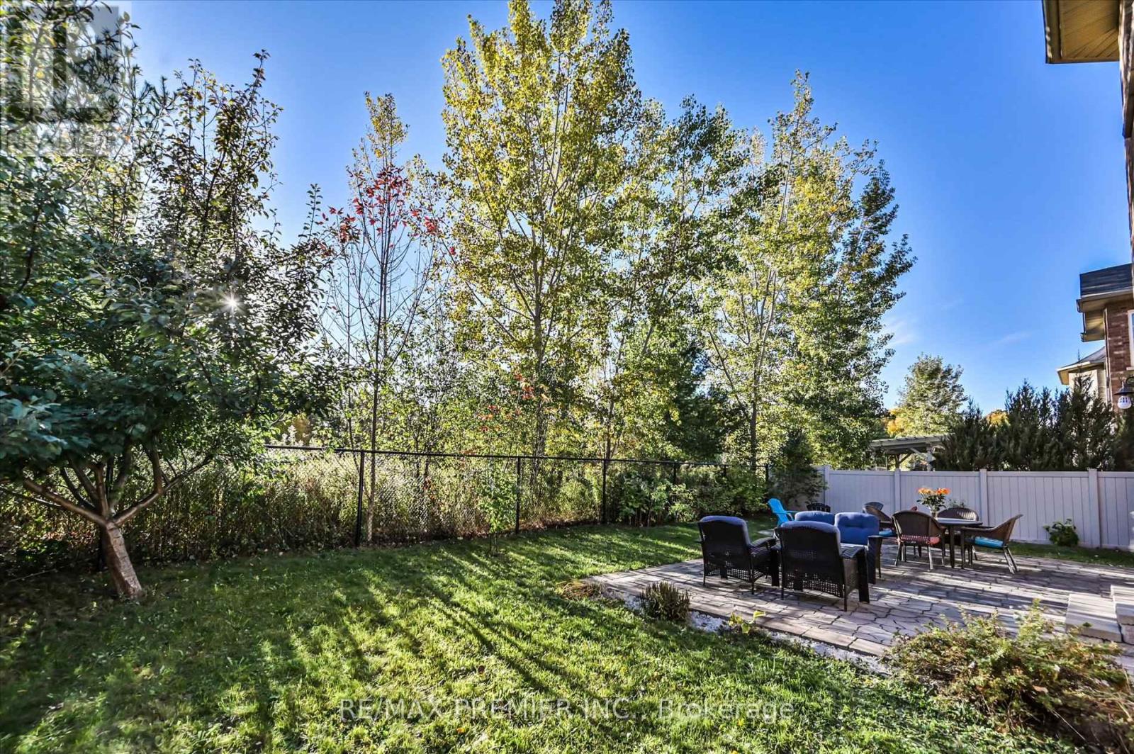 64 Heintzman Crescent, Vaughan (Patterson), Ontario  L6A 4T1 - Photo 37 - N12465458