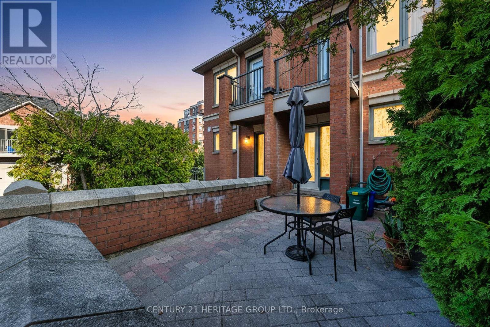 82 SUNCREST BOULEVARD, Markham, Ontario