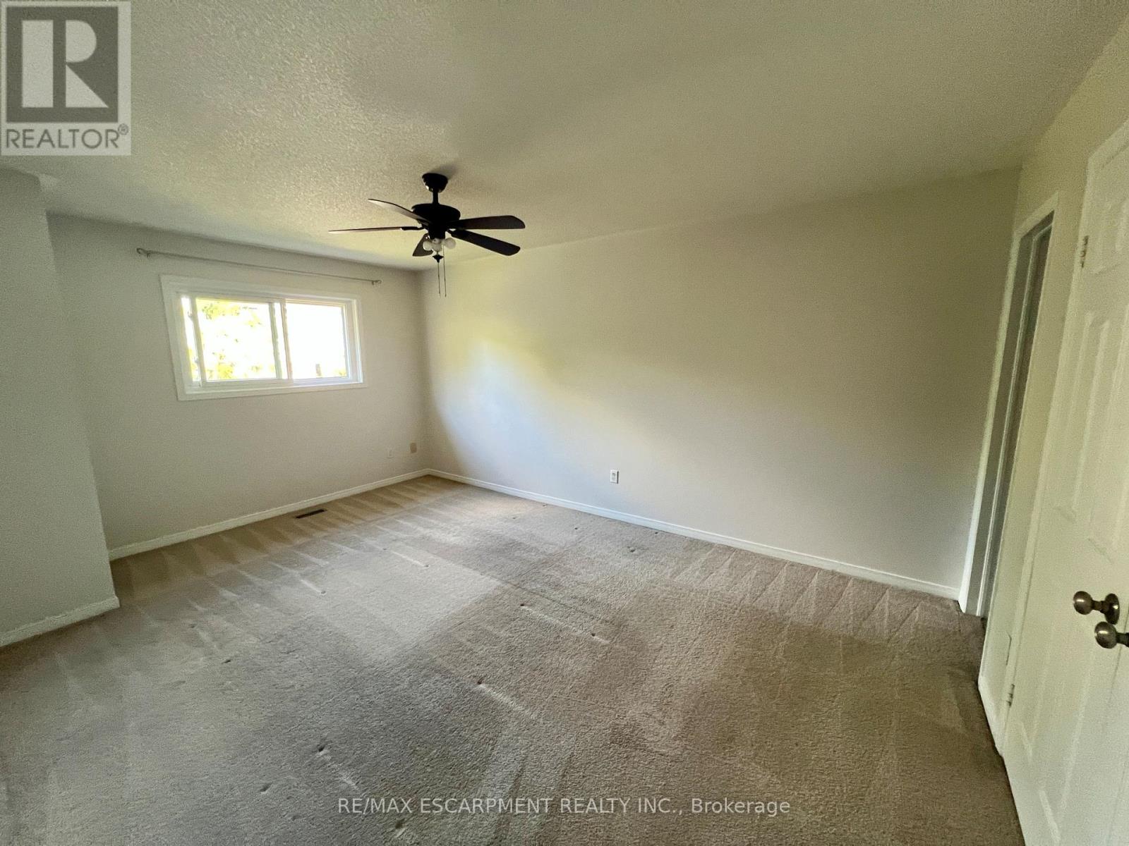 125 Hopewell Road, Oakville, Ontario  L6H 5Z1 - Photo 12 - W12361777