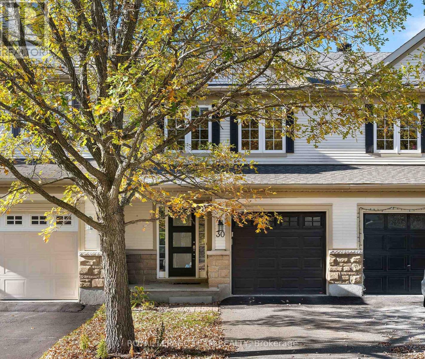 30 GOLDTHORPE PRIVATE, Ottawa, Ontario