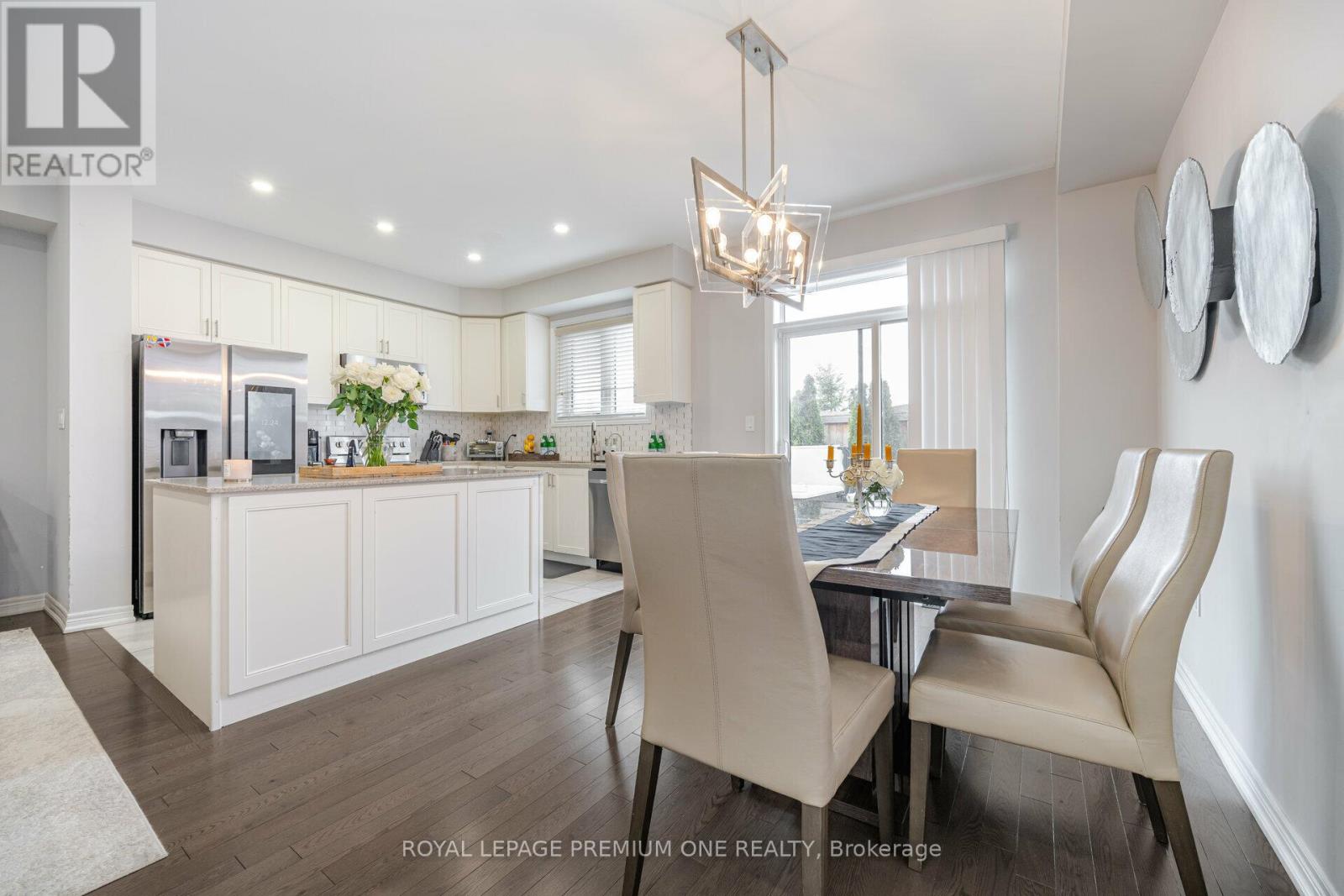 110 Morra Avenue, Caledon (Bolton East), Ontario  L7E 4K8 - Photo 14 - W12465243