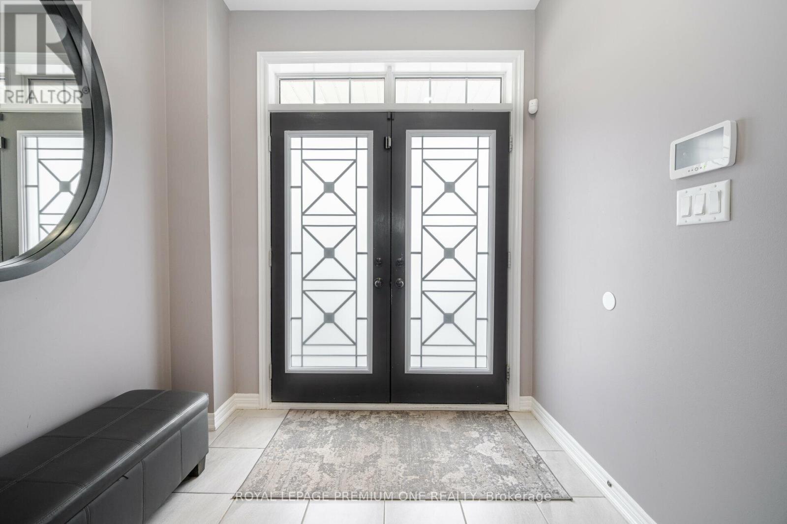 110 Morra Avenue, Caledon (Bolton East), Ontario  L7E 4K8 - Photo 6 - W12465243