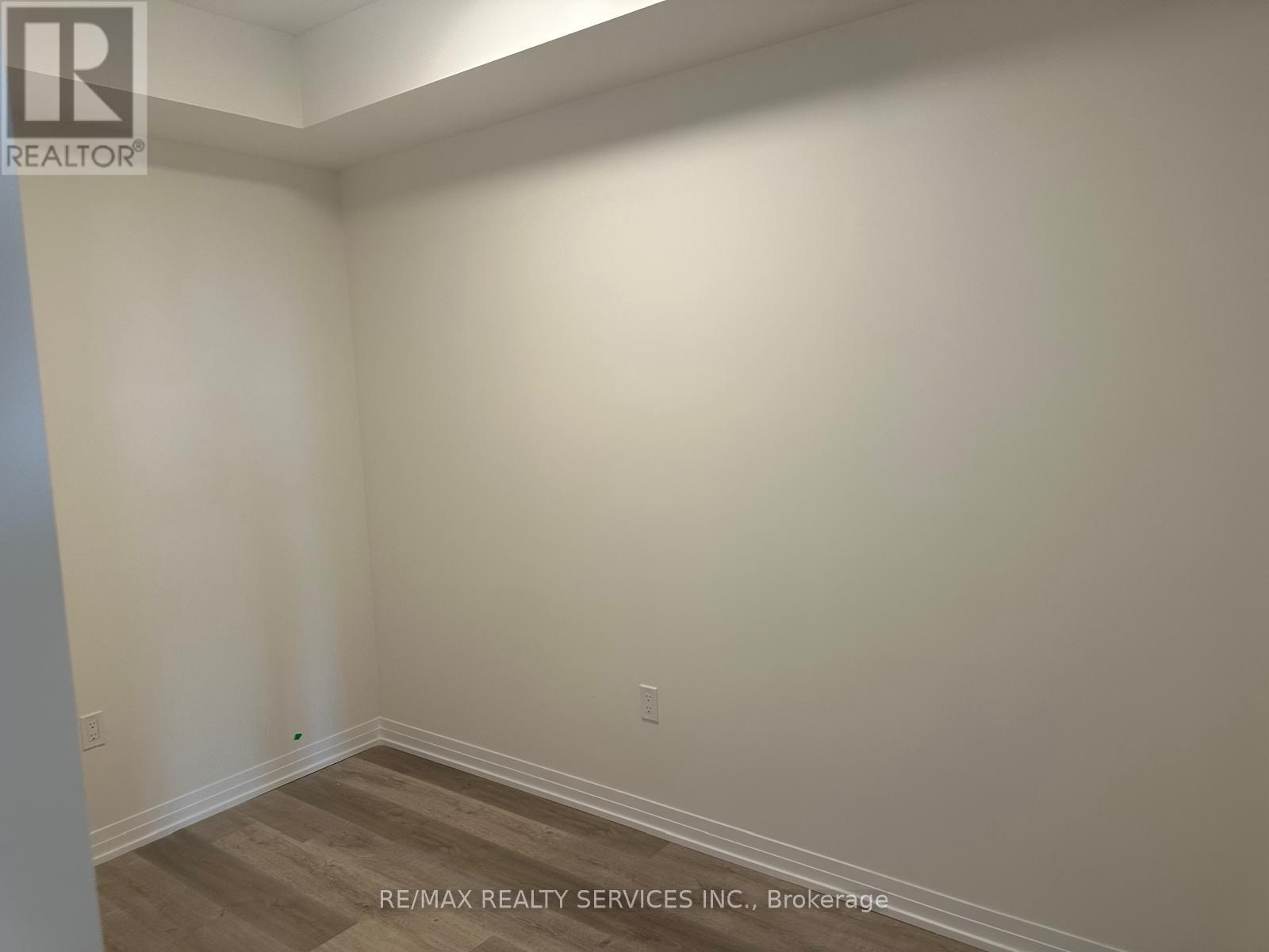 2305 - 15 Watergarden Drive, Mississauga, Ontario  L5R 0G8 - Photo 5 - W12465245