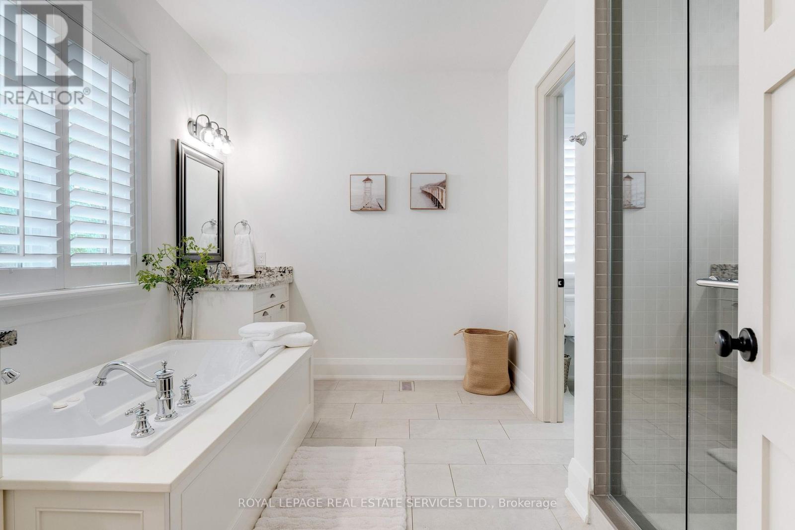 437 Inglehart Street N, Oakville (Oo Old Oakville), Ontario  L6J 3J5 - Photo 29 - W12465279