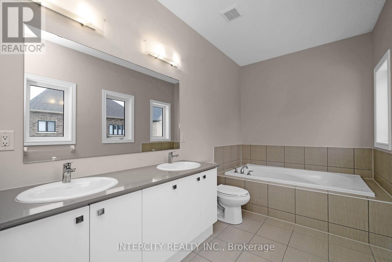 23 Kessler Drive, Brampton, Ontario  L6R 4G2 - Photo 20 - W12465282