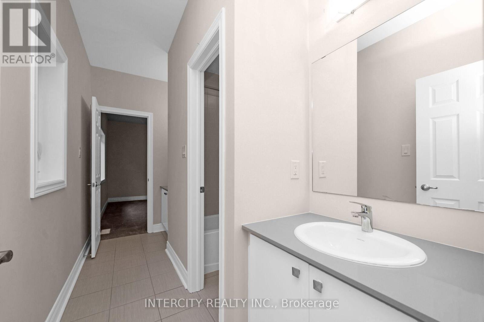 23 Kessler Drive, Brampton, Ontario  L6R 4G2 - Photo 28 - W12465282
