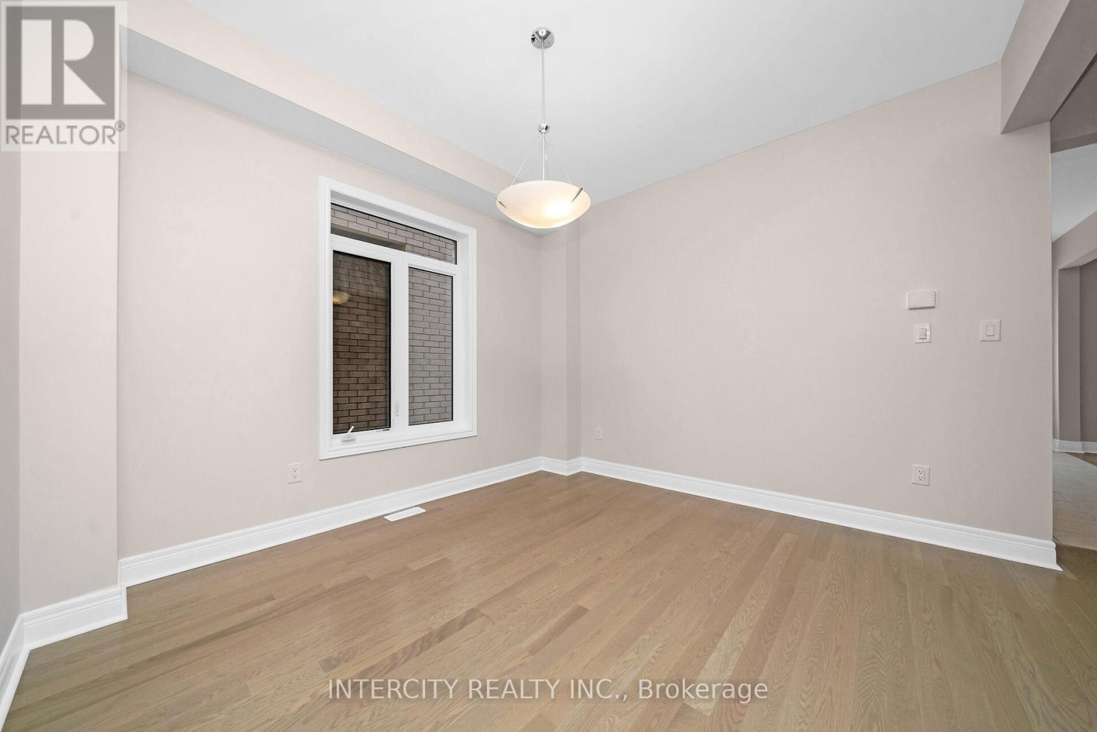 23 Kessler Drive, Brampton, Ontario  L6R 4G2 - Photo 4 - W12465282