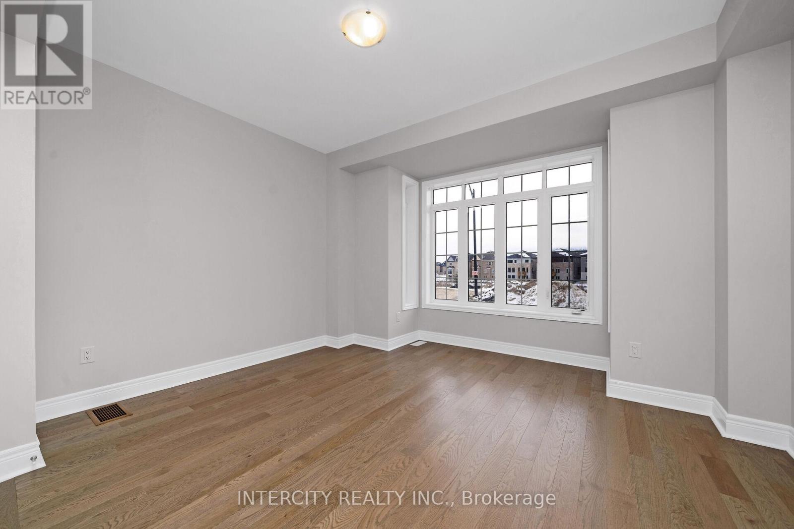 Lot 176 - 45 Keyworth Crescent, Brampton, Ontario  L6R 4E9 - Photo 6 - W12465291