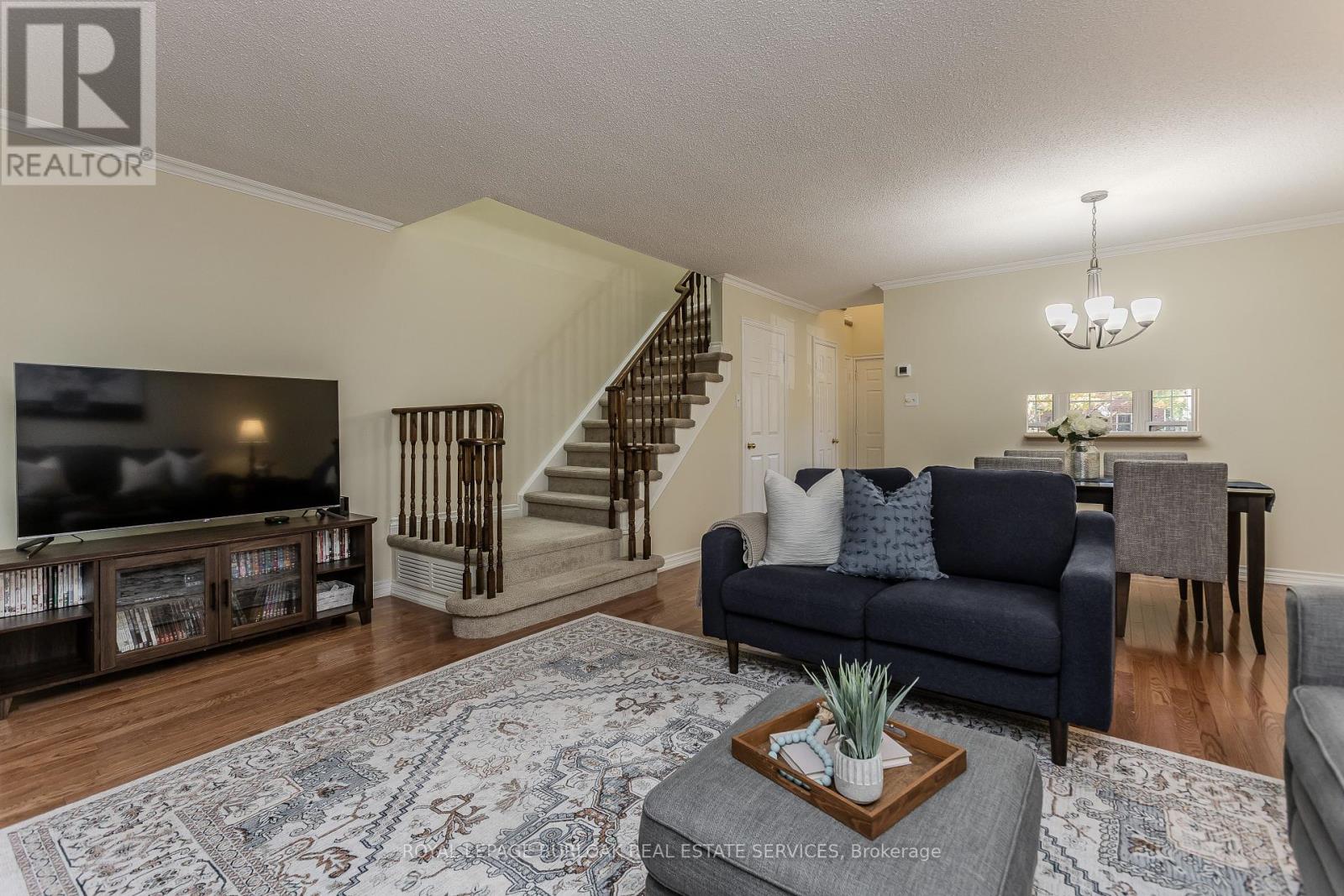 5 - 2390 Woodward Avenue, Burlington (Brant), Ontario  L7R 1T9 - Photo 8 - W12465293