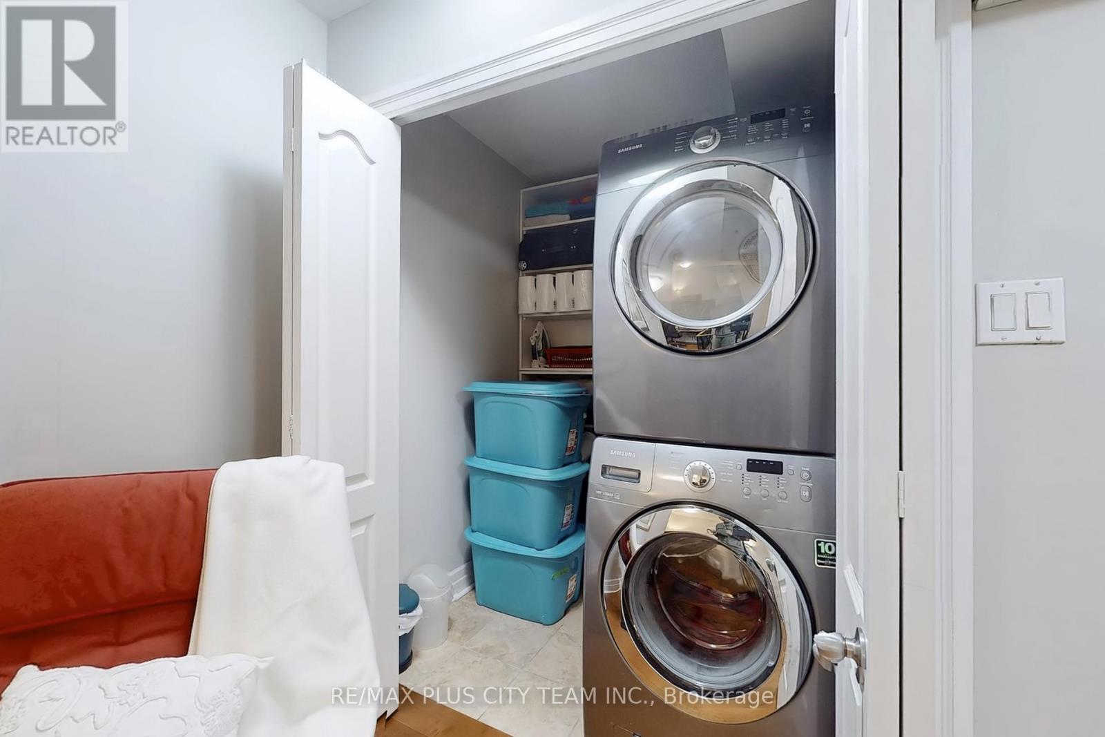 215 - 35 Ormskirk Avenue, Toronto (High Park-Swansea), Ontario  M6S 1A8 - Photo 27 - W12465301